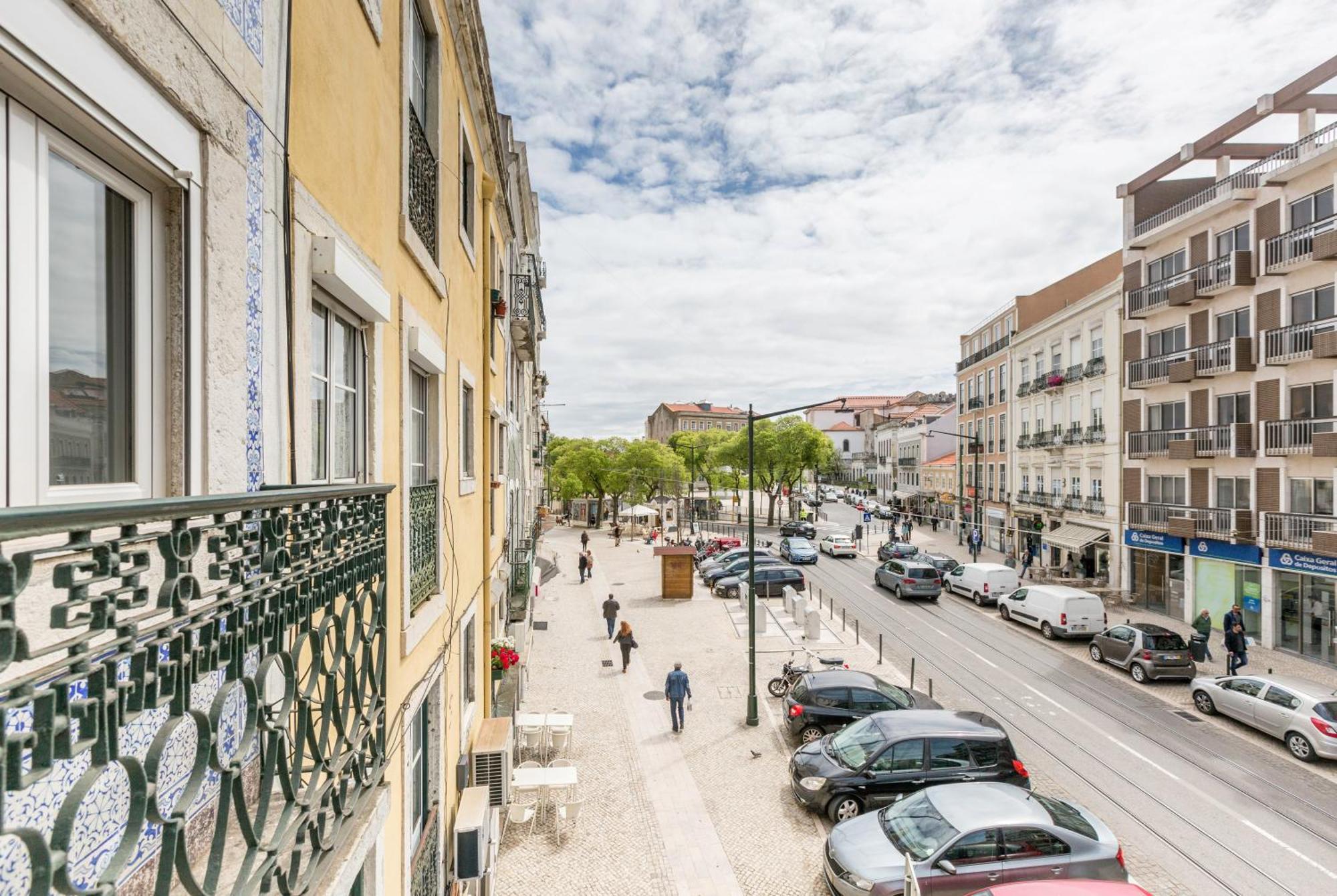 Superb Apartments Overlooking Graça in Lissabon Buitenkant foto